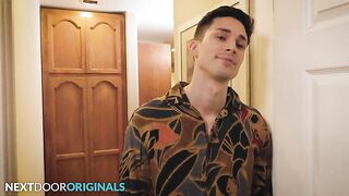 Hunk Earns His Twink Bf's Heart Again On V-Day - Kane Fox, Ryder Owens - Hot