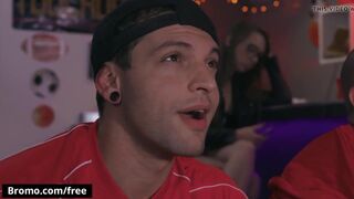 Eli Hunter Cheats His Girlfriend With Eddie Danger - Bro