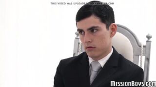 Twinkie enjoys handjob session from his mature Mormon elder